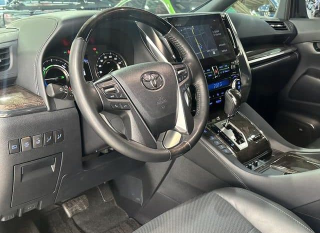
								Toyota Vellfire (II), 2022 full									