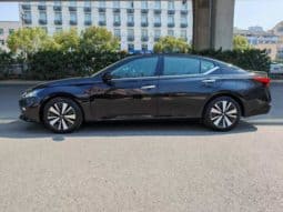 
										Nissan Altima (VI), 2021 full									