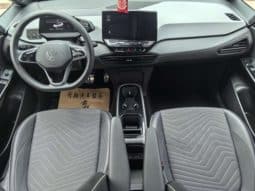 
										Volkswagen ID.3, 2024 full									