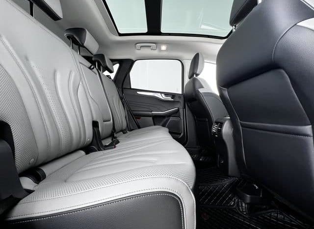 
								Ford Escape (IV), 2020 full									