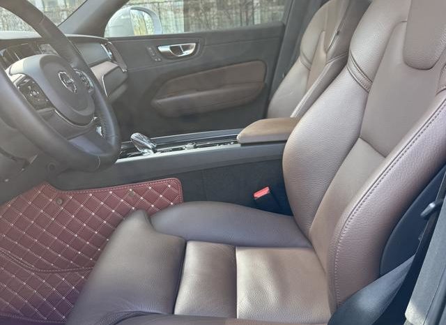 
								Volvo XC60, 2024 full									