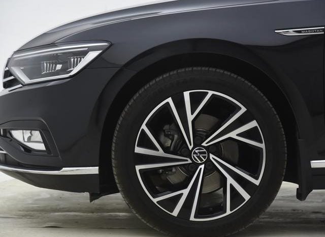 
								Volkswagen Magotan, 2022 full									