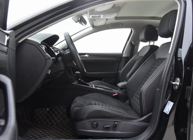 
								Volkswagen Magotan, 2022 full									