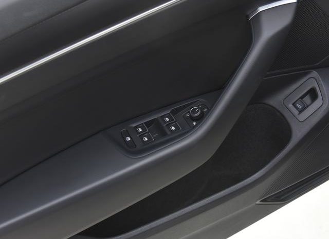 
								Volkswagen Magotan, 2022 full									