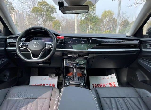 
								Volkswagen Passat, 2022 full									