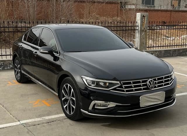 
								Volkswagen Magotan, 2022 full									