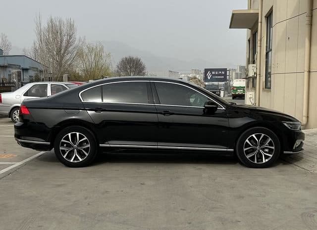 
								Volkswagen Magotan, 2022 full									