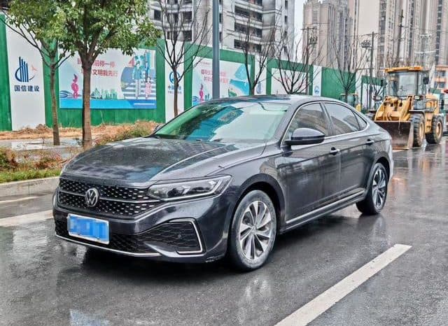 67d88ef50c152 Volkswagen Passat, 2021