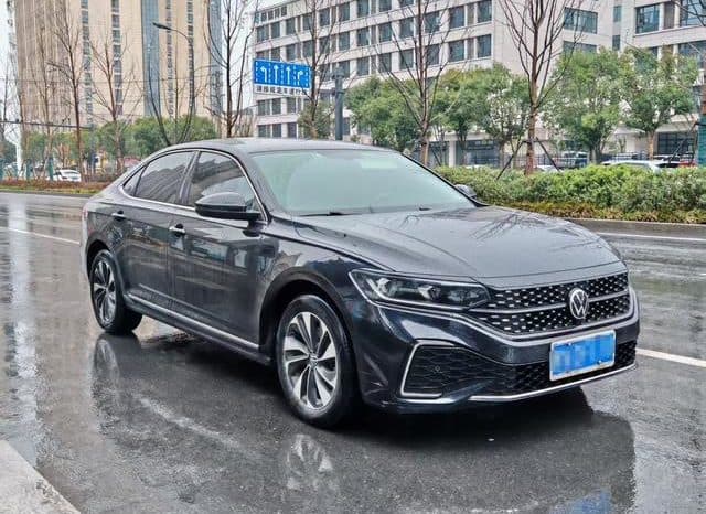 
								Volkswagen Passat, 2021 full									