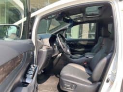 
										Toyota Vellfire (II), 2020 full									