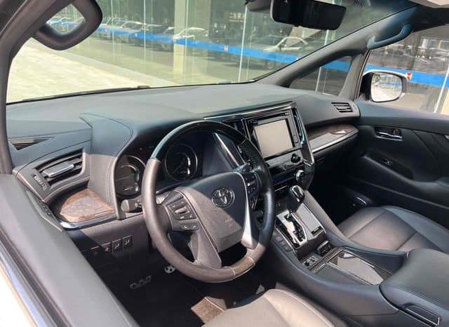 
								Toyota Vellfire (II), 2020 full									