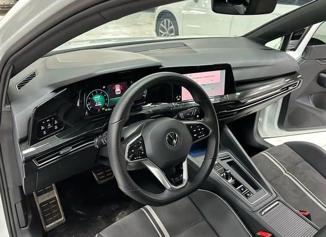 
								Volkswagen Golf 280 TSI, 2022 full									