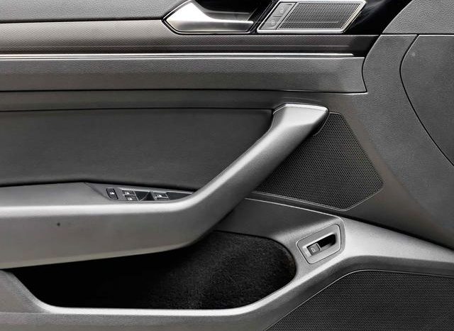 
								Volkswagen Magotan, 2021 full									