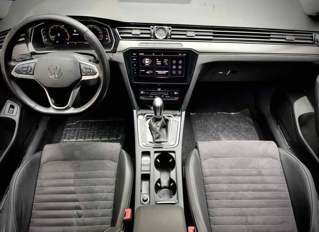 
								Volkswagen Magotan, 2021 full									