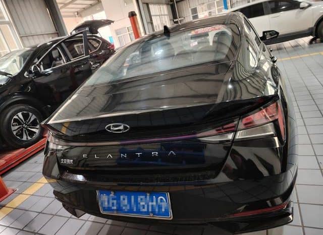 
								Hyundai Elantra (VII), 2023 full									