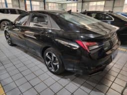 
										Hyundai Elantra (VII), 2023 full									