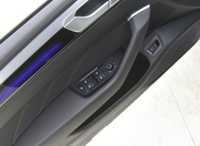 
								Volkswagen Passat CC, 2024 full									