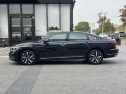 
										Volkswagen Passat, 2023 full									