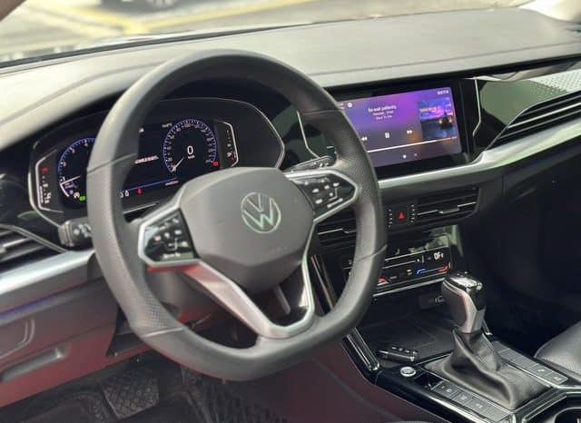 
								Volkswagen Passat, 2023 full									