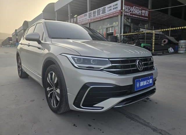 
								Volkswagen Tiguan L, 2021 full									