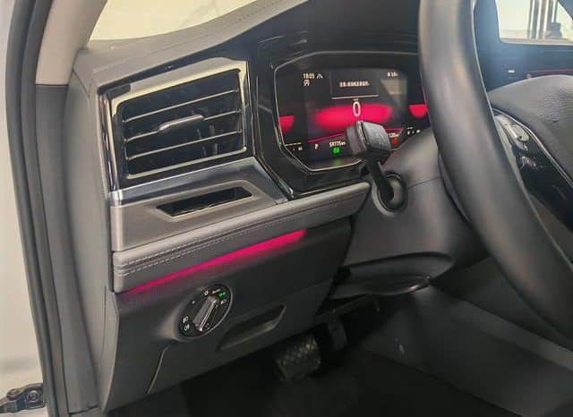 
								Volkswagen Jetta, 2021 full									