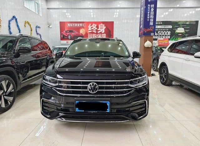 
								Volkswagen Tiguan L, 2023 full									