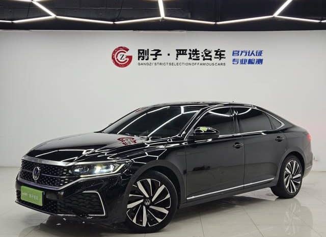 67d8987294033 Volkswagen Passat, 2023