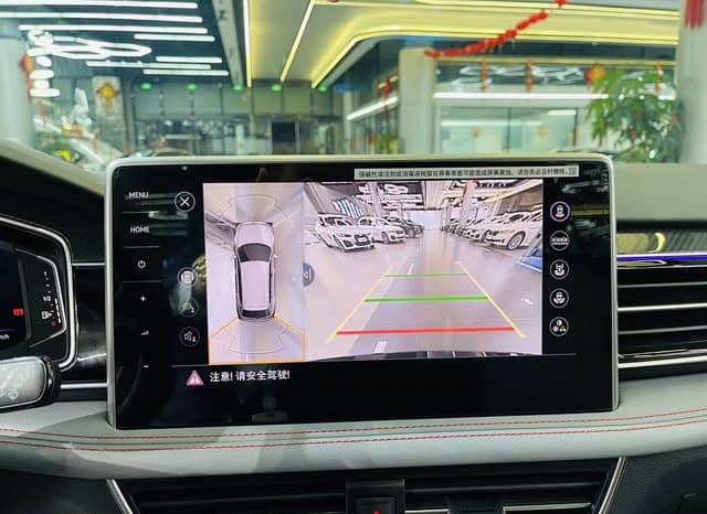 
								Volkswagen Tiguan L, 2023 full									