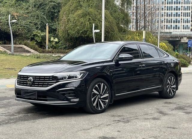 67d89876c030a Volkswagen Passat, 2024