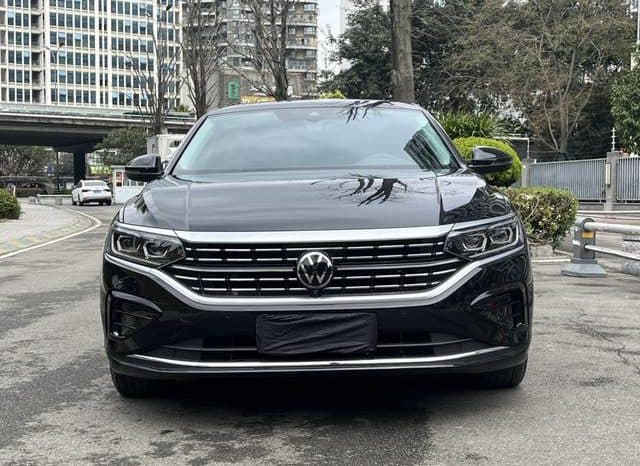 
								Volkswagen Passat, 2024 full									
