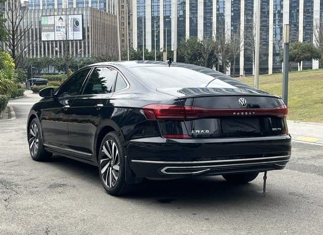 
								Volkswagen Passat, 2024 full									