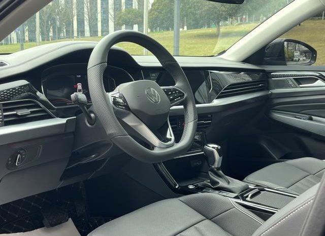 
								Volkswagen Passat, 2024 full									