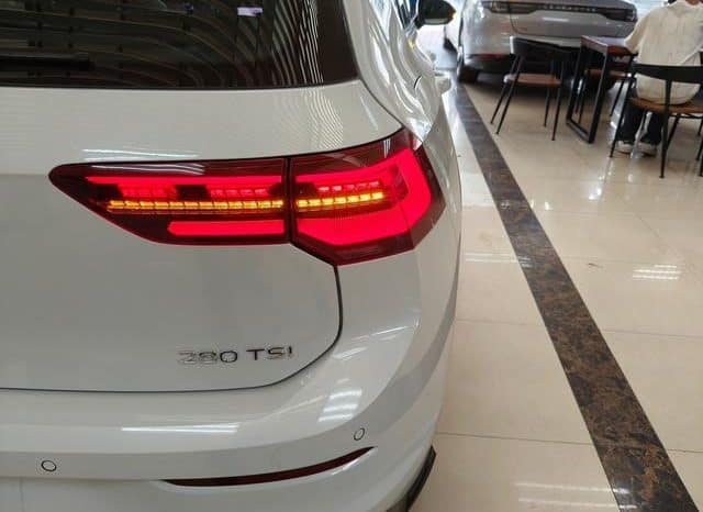 
								Volkswagen Golf 280 TSI, 2023 full									