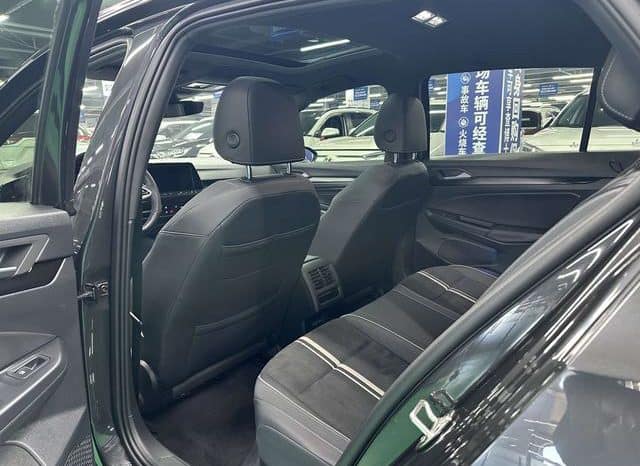 
								Volkswagen Golf 280 TSI, 2022 full									