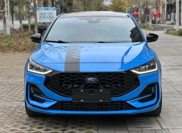 
								Ford Focus, 2023 full									