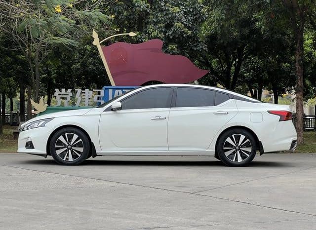 
								Nissan Altima (VI), 2022 full									