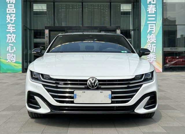
								Volkswagen Passat CC, 2023 full									