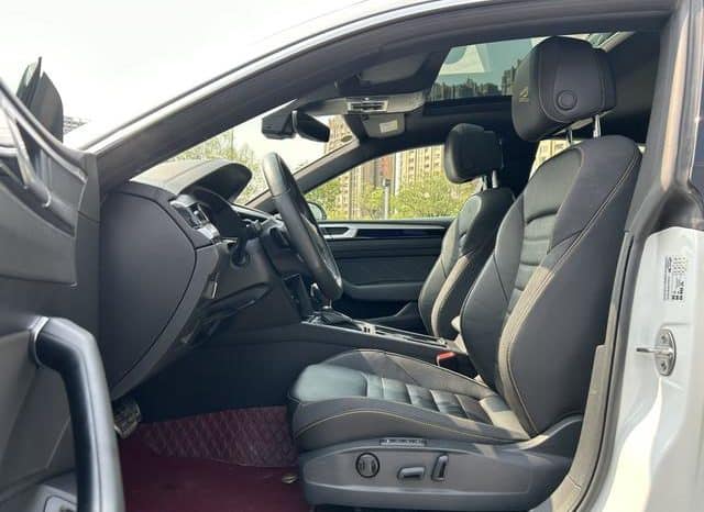 
								Volkswagen Passat CC, 2023 full									