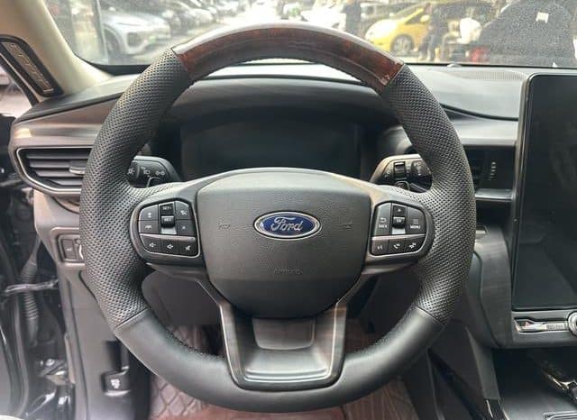 
								Ford Explorer (VI), 2021 full									
