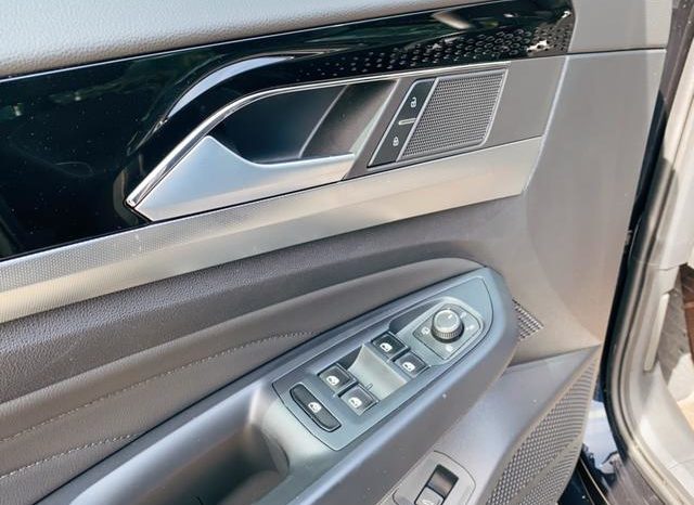 
								Volkswagen Passat, 2023 full									
