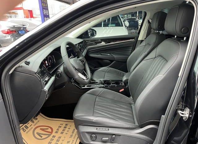 
								Volkswagen Passat, 2023 full									