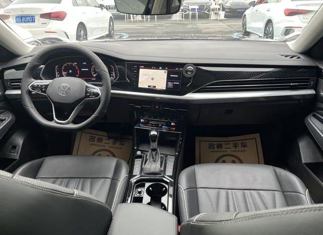 
								Volkswagen Passat, 2023 full									