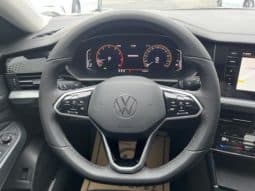 
										Volkswagen Passat, 2023 full									