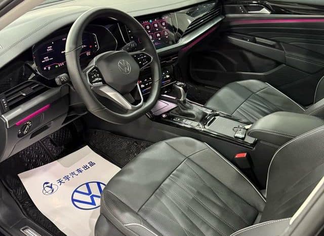 
								Volkswagen Passat, 2023 full									