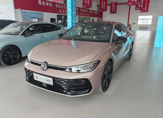 67d8b17a62b34 Volkswagen Passat, 2024