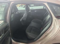 
										Volkswagen Passat, 2024 full									