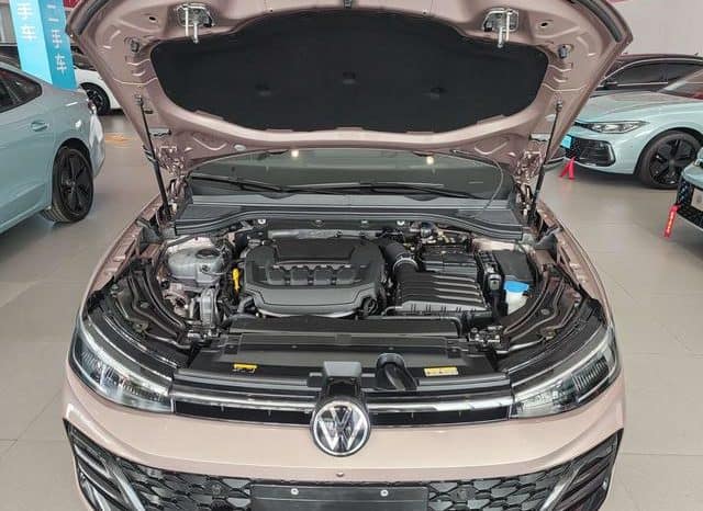 
								Volkswagen Passat, 2024 full									