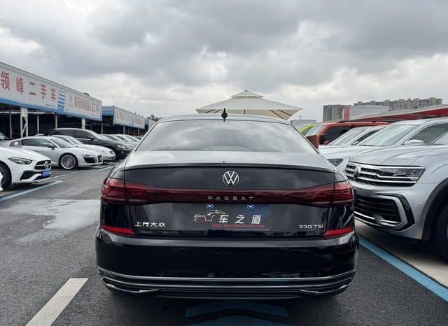 
								Volkswagen Passat, 2023 full									
