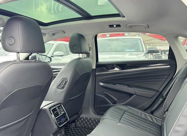 
								Volkswagen Passat, 2023 full									