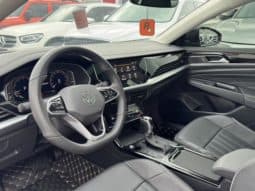 
										Volkswagen Passat, 2023 full									